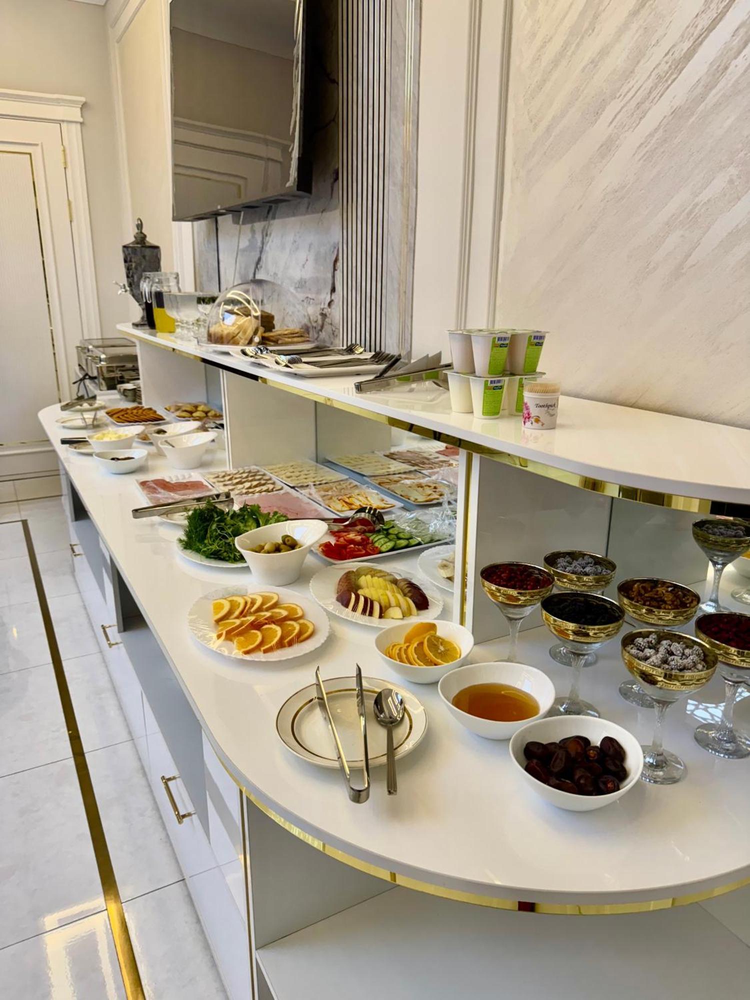 חיווה Isakhoja Hotel מראה חיצוני תמונה