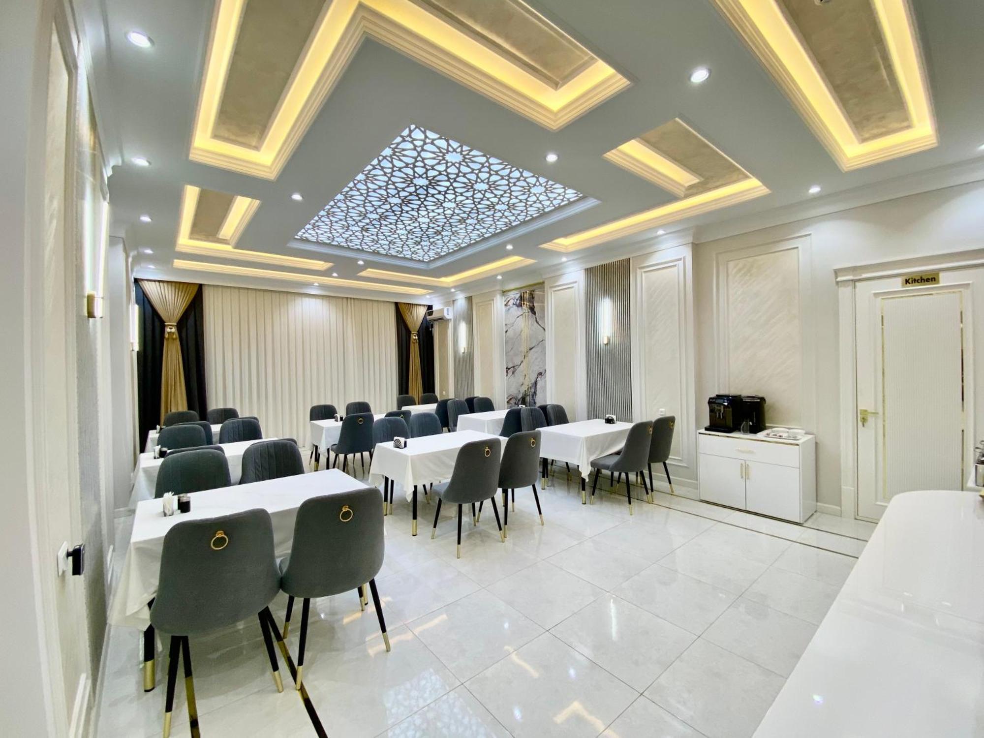 חיווה Isakhoja Hotel מראה חיצוני תמונה