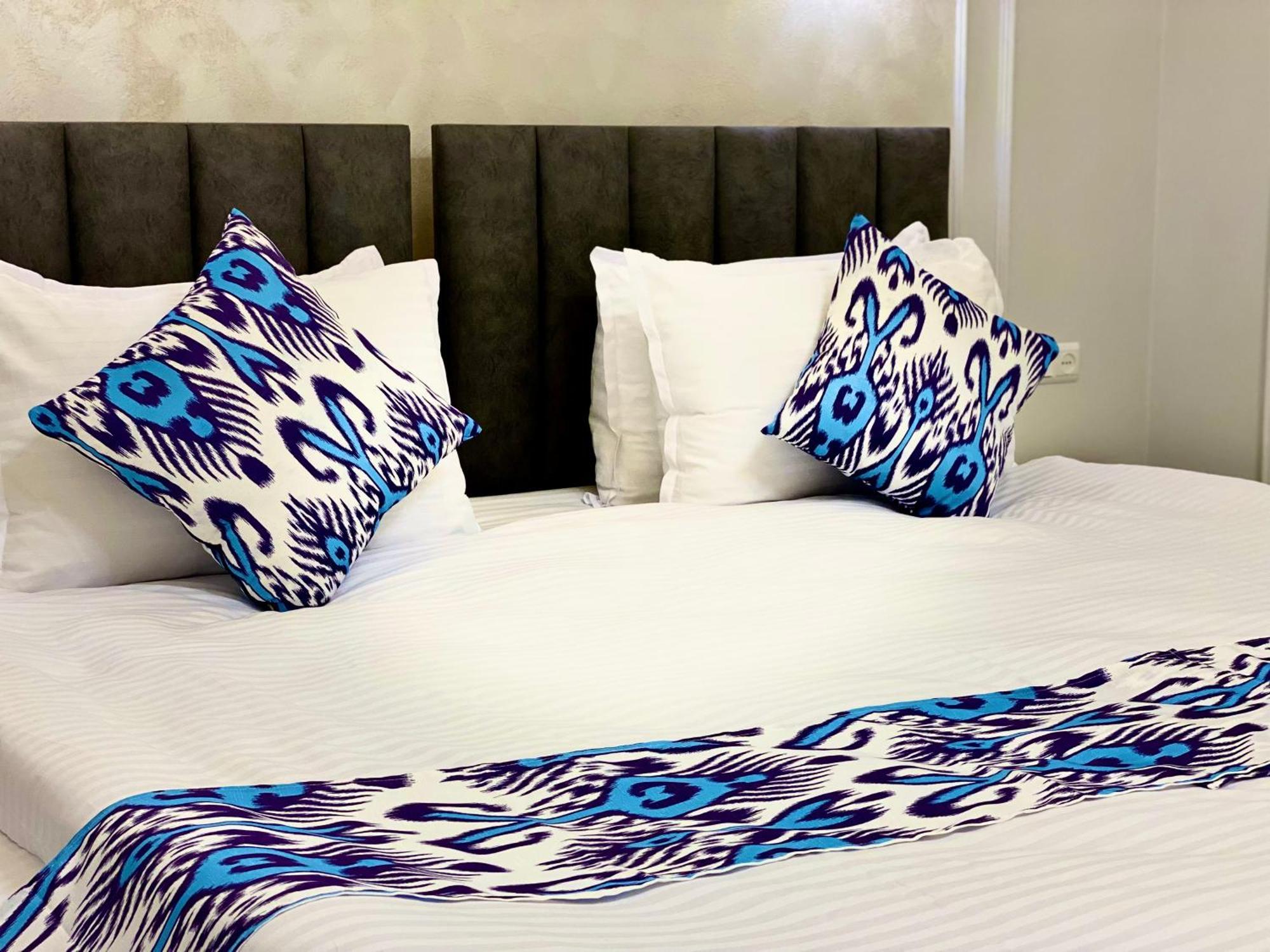 חיווה Isakhoja Hotel מראה חיצוני תמונה